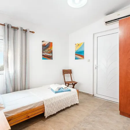 Pearl Villa Lakhania