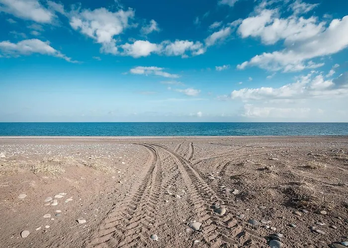 Pearl Villa Lakhania